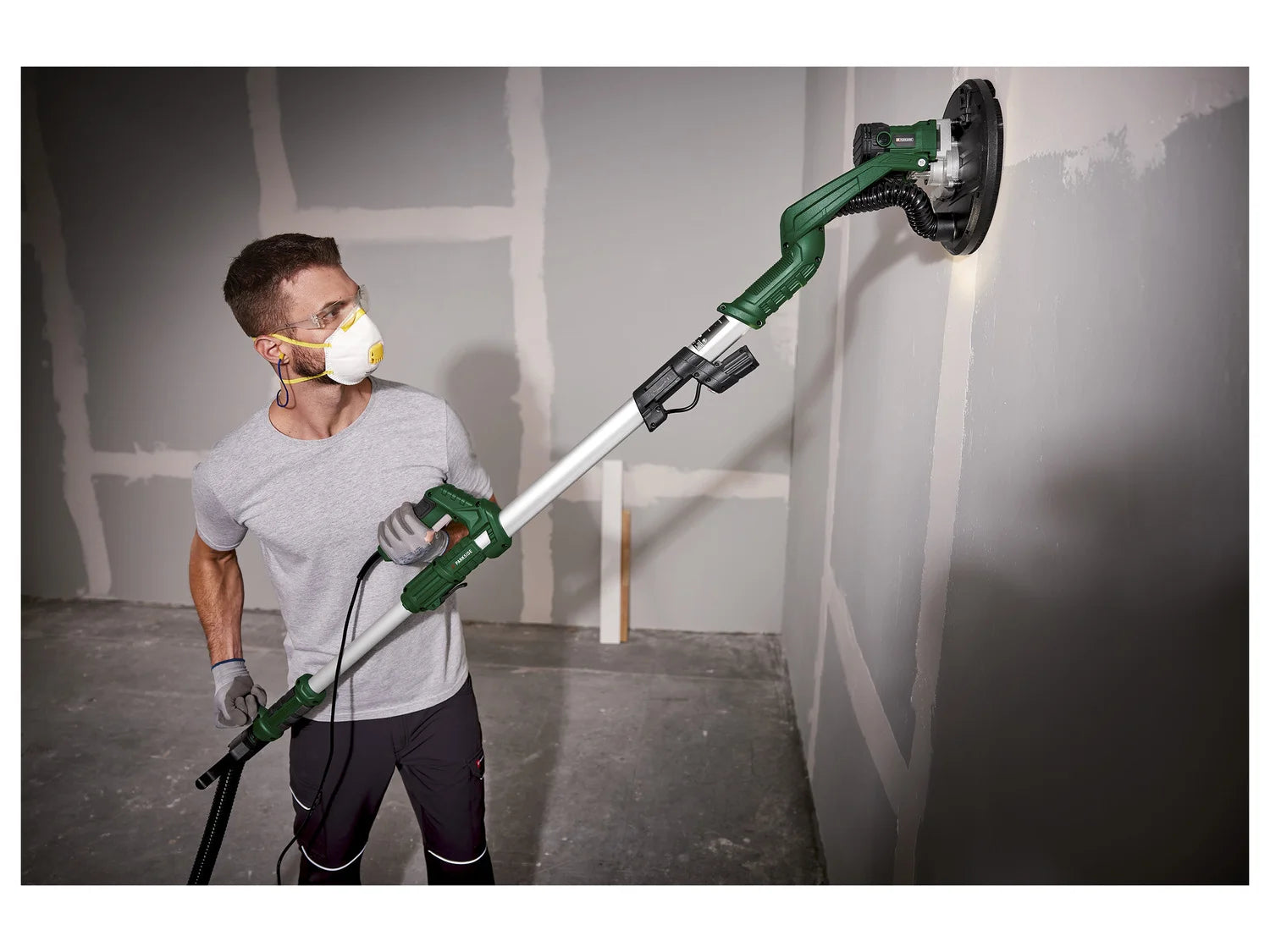 PARKSIDE wall and ceiling sander PWDS 920 B2, 710 W, with 6 sanding discs